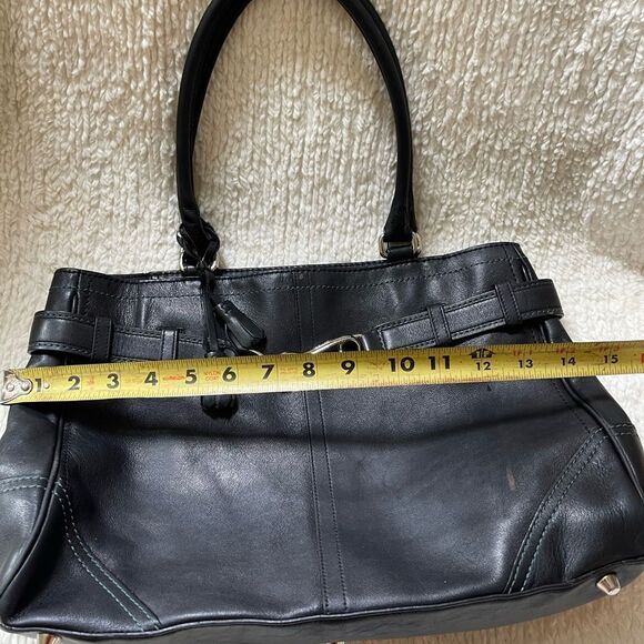 COACH HAMPTON soft Leather Black Medium Satchel with silver tone accents . - Picture 10 of 15